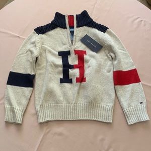 Cute hoodie from Tommy Hilfiger never worn and new